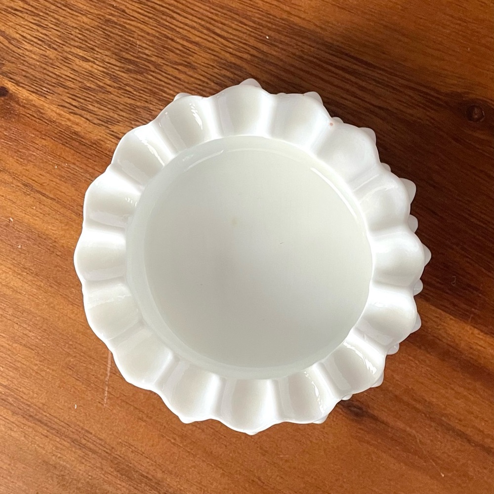 Vintage Fenton White Milk Glass - Hobnail - Trinket Dish - Depression Era 1940's - Picture 1 of 7
